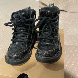 Used Ugg toddler boots size 9